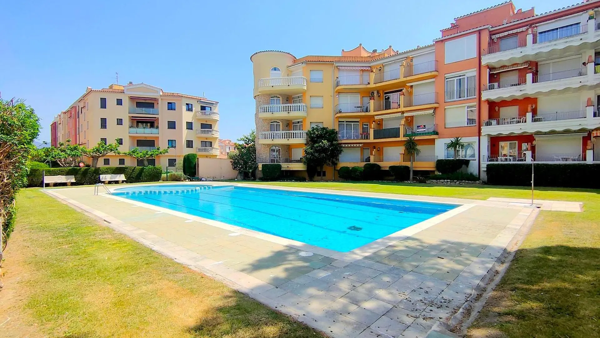 Apartment 135-Apartamento En Empuriabrava Cerca Del Mar- Empurialola